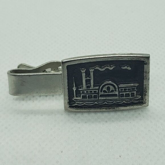 Silver Tone & Black Steamboat Tie Clip - Picture 1 of 2